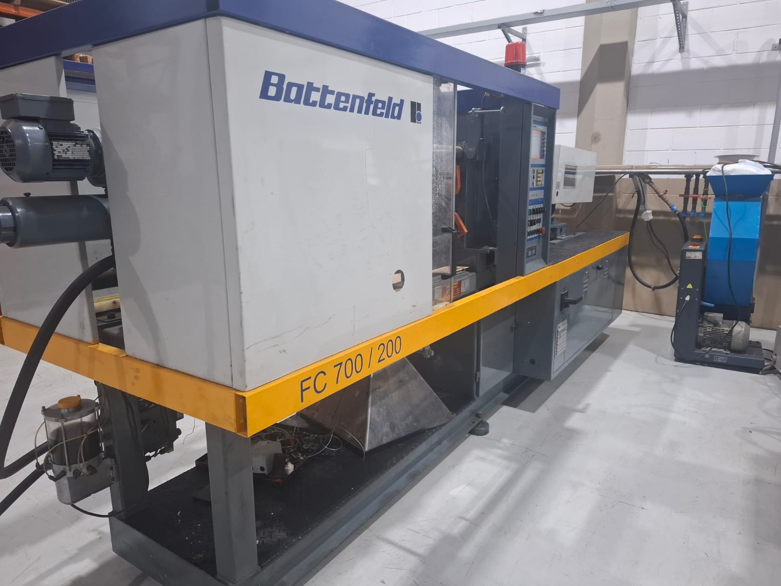 Injetora Battenfeld 70 ton